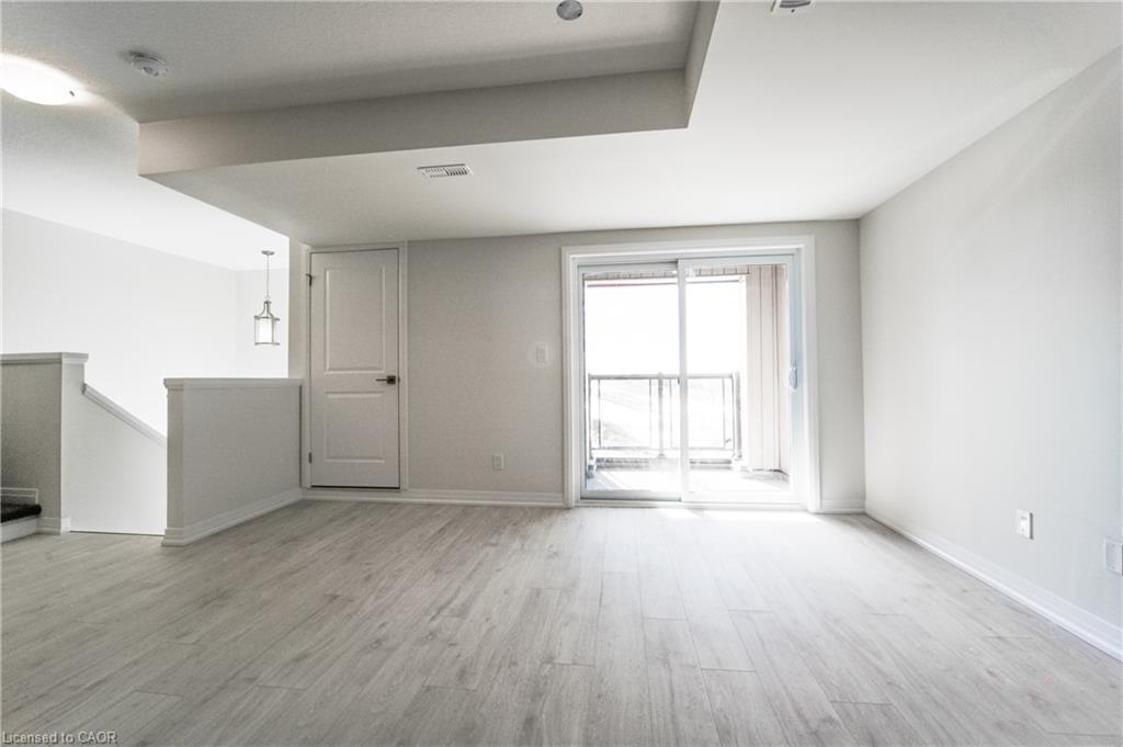 27 Urbane Boulevard Property Photo 15