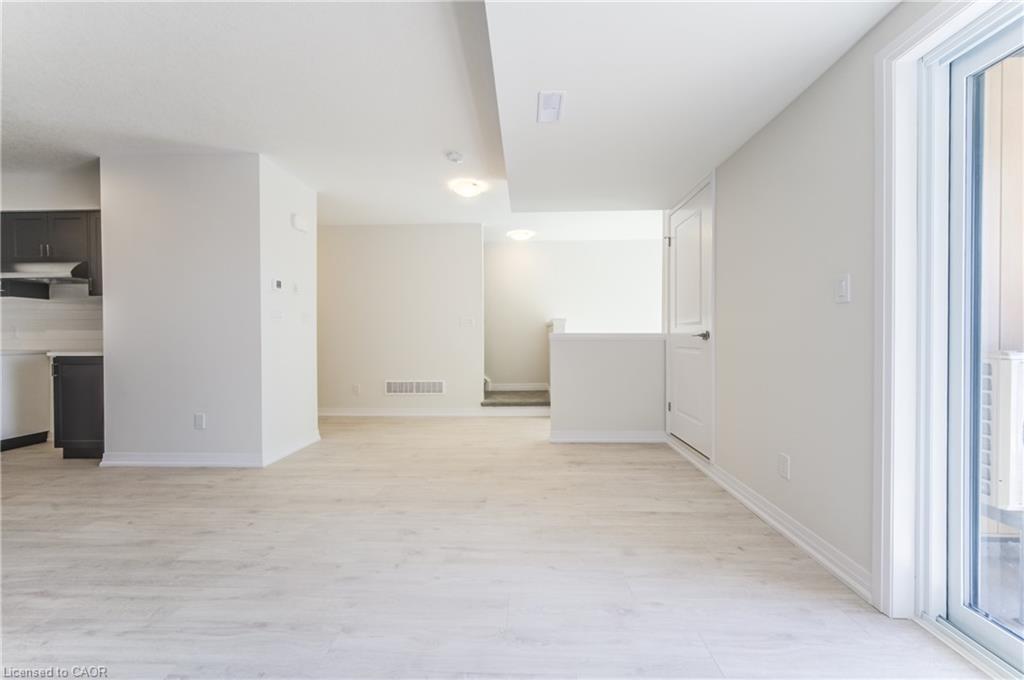 27 Urbane Boulevard Property Photo 16