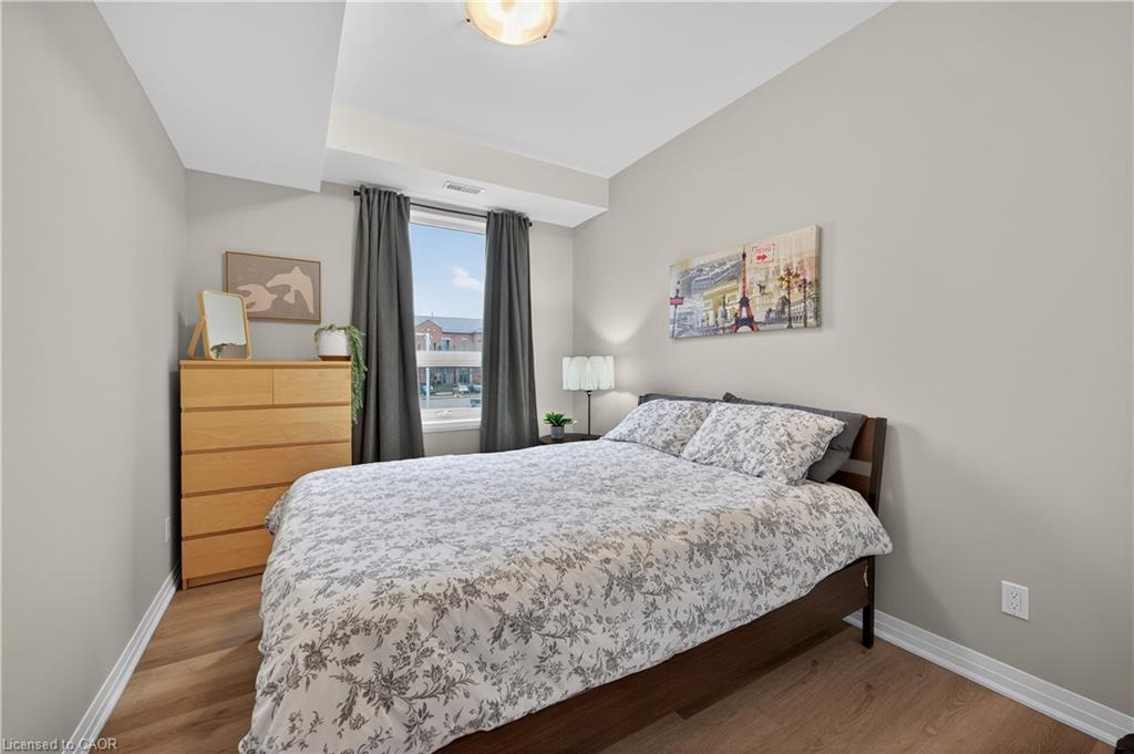 209-5 Hamilton Street N Property Photo 21