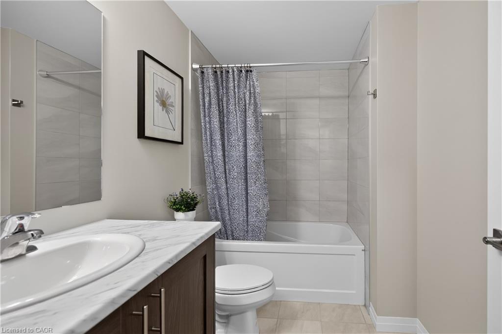 209-5 Hamilton Street N Property Photo 23