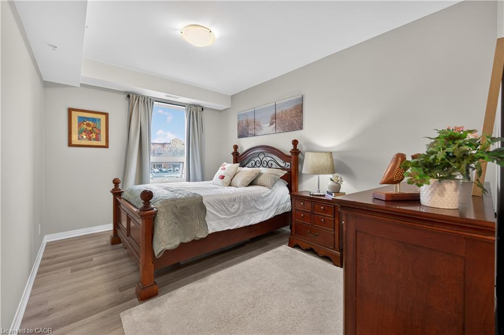 209-5 Hamilton Street N Property Photo 25