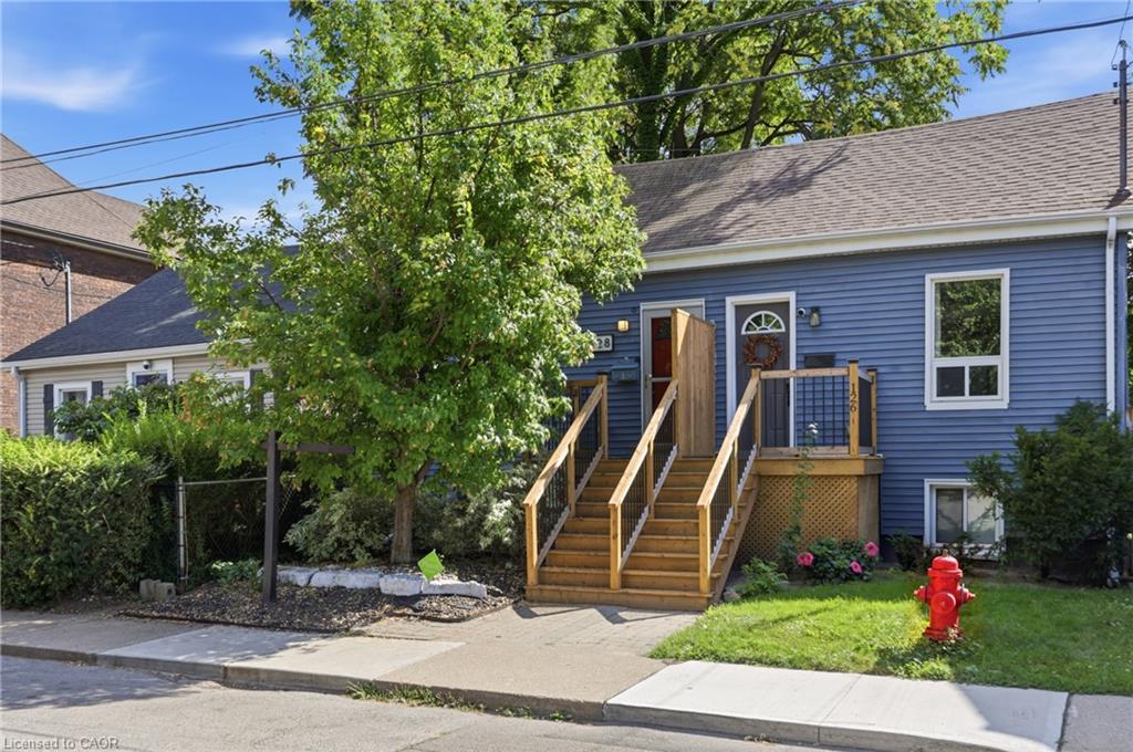 128 Robert Street Property Photo 2