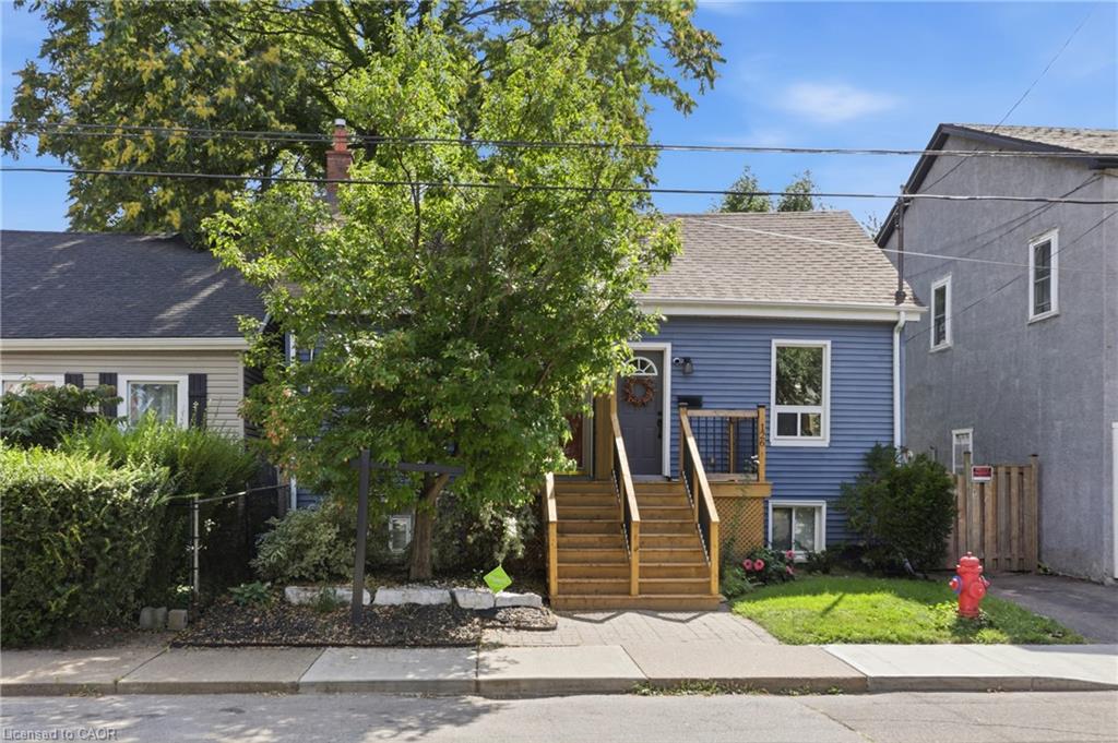 128 Robert Street Property Photo 4