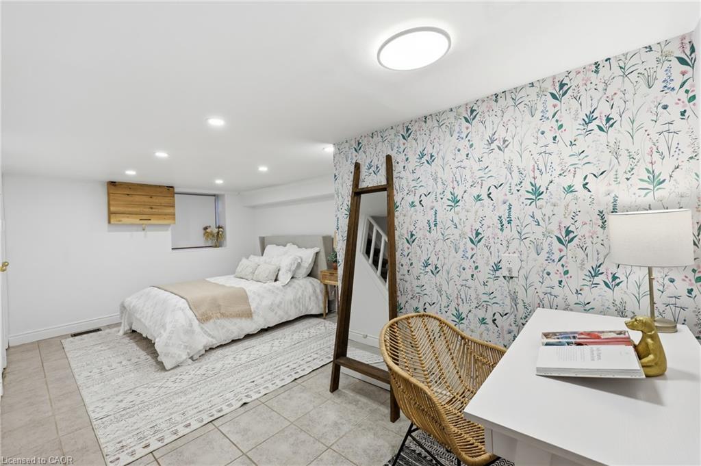 128 Robert Street Property Photo 19
