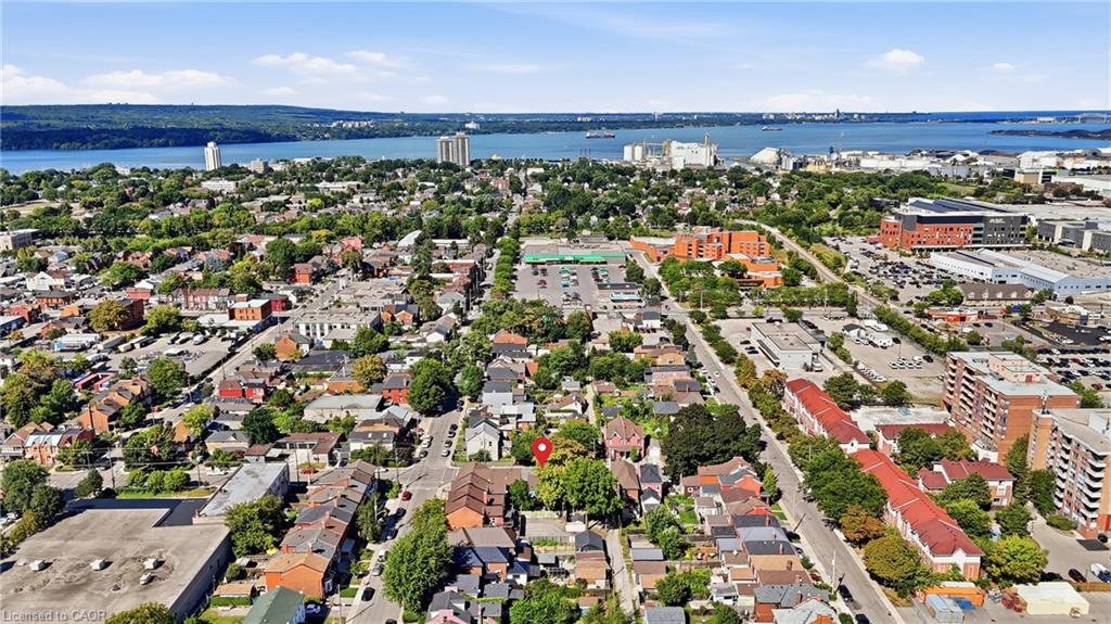 128 Robert Street Property Photo 35