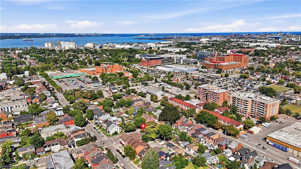 128 Robert Street Property Photo 36