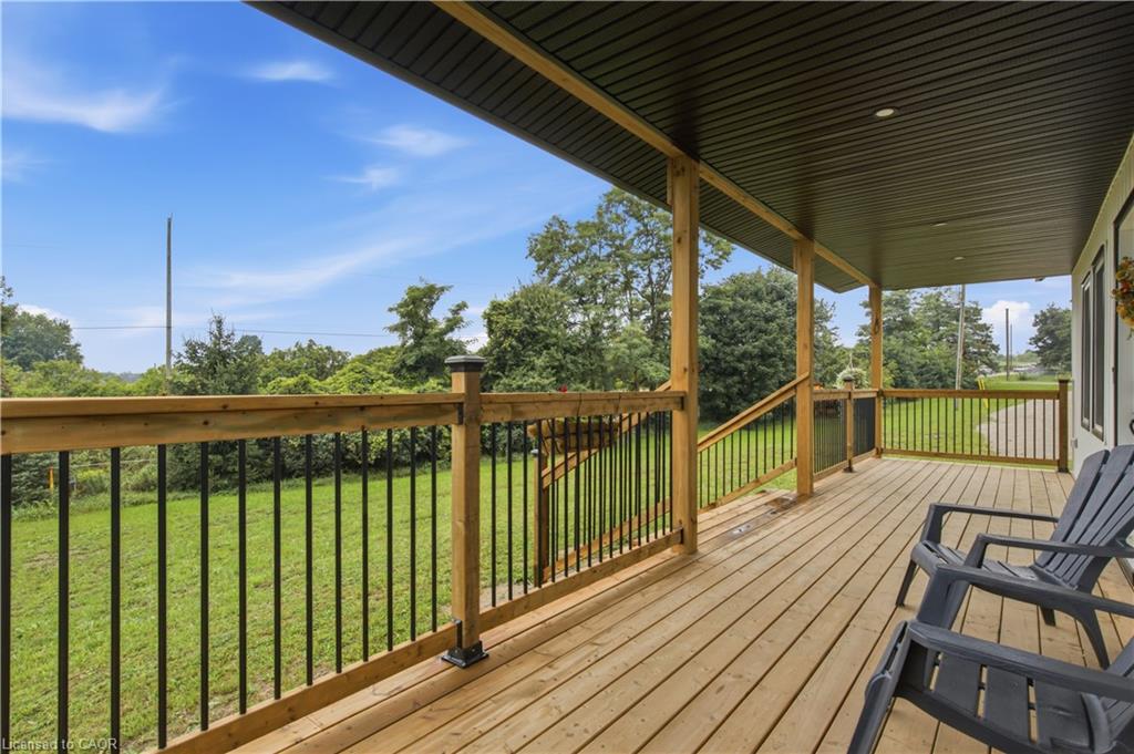 1238 Snyder's Road E Property Photo 3