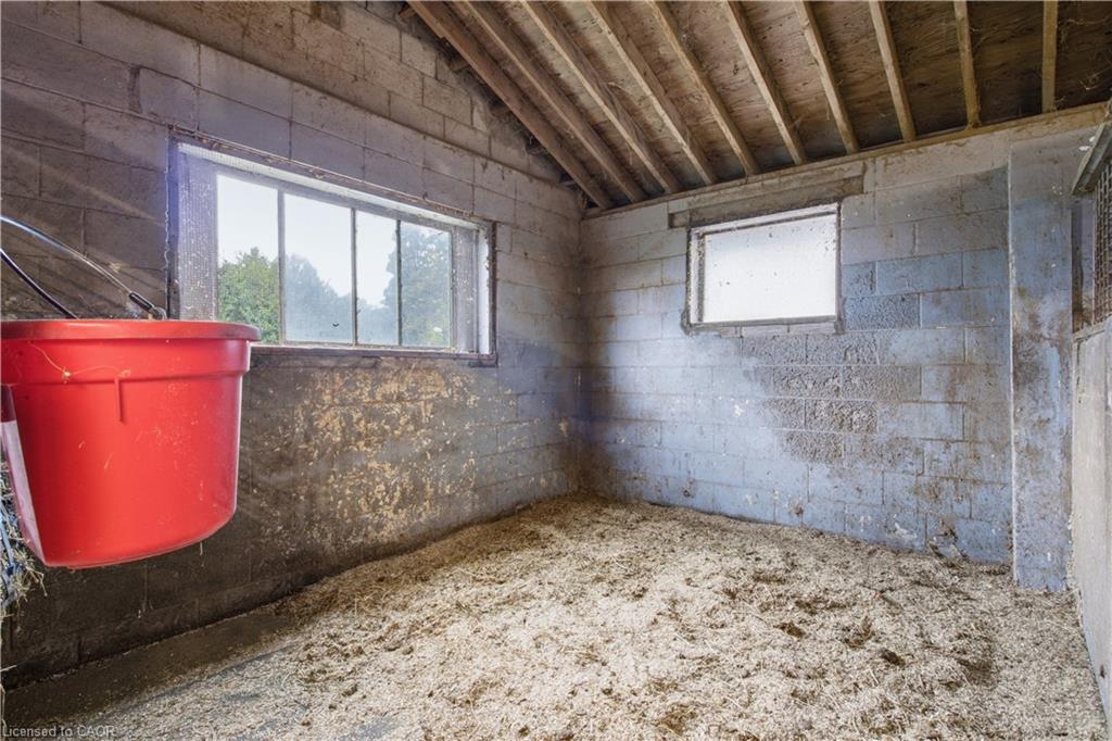 1238 Snyder's Road E Property Photo 39
