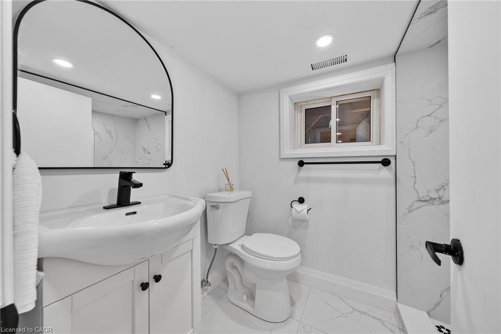 229 Park Row S Property Photo 37