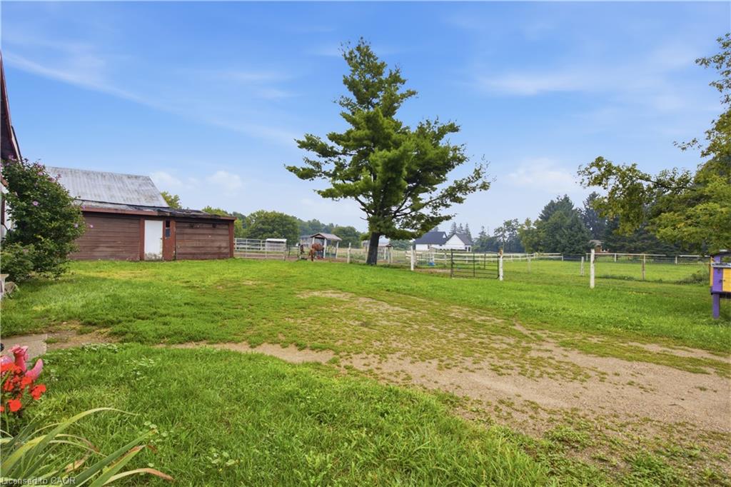 1238 Snyder's Road E Property Photo 7
