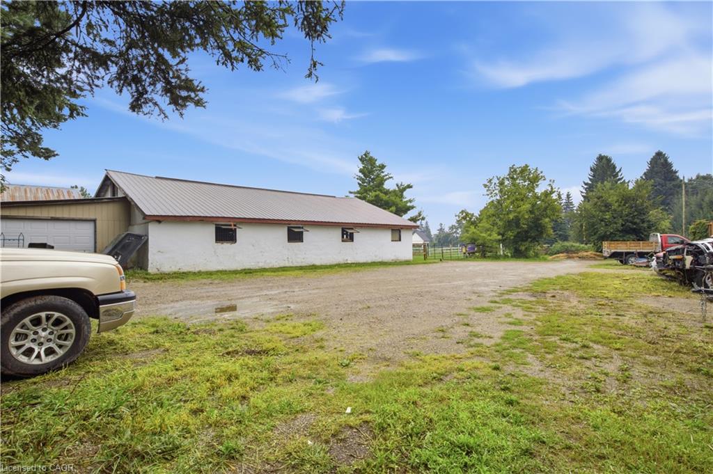 1238 Snyder's Road E Property Photo 8