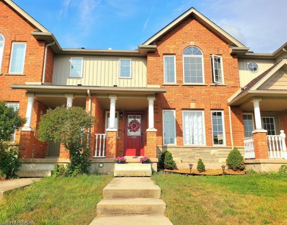 559 Victoria Road Property Photo 2