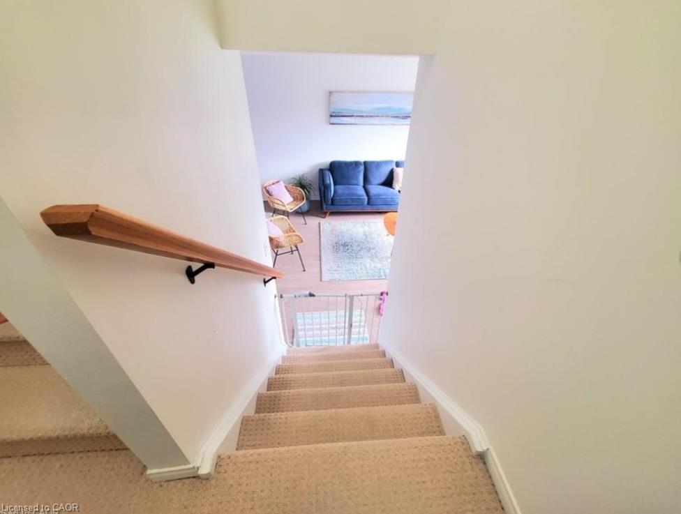 559 Victoria Road Property Photo 11