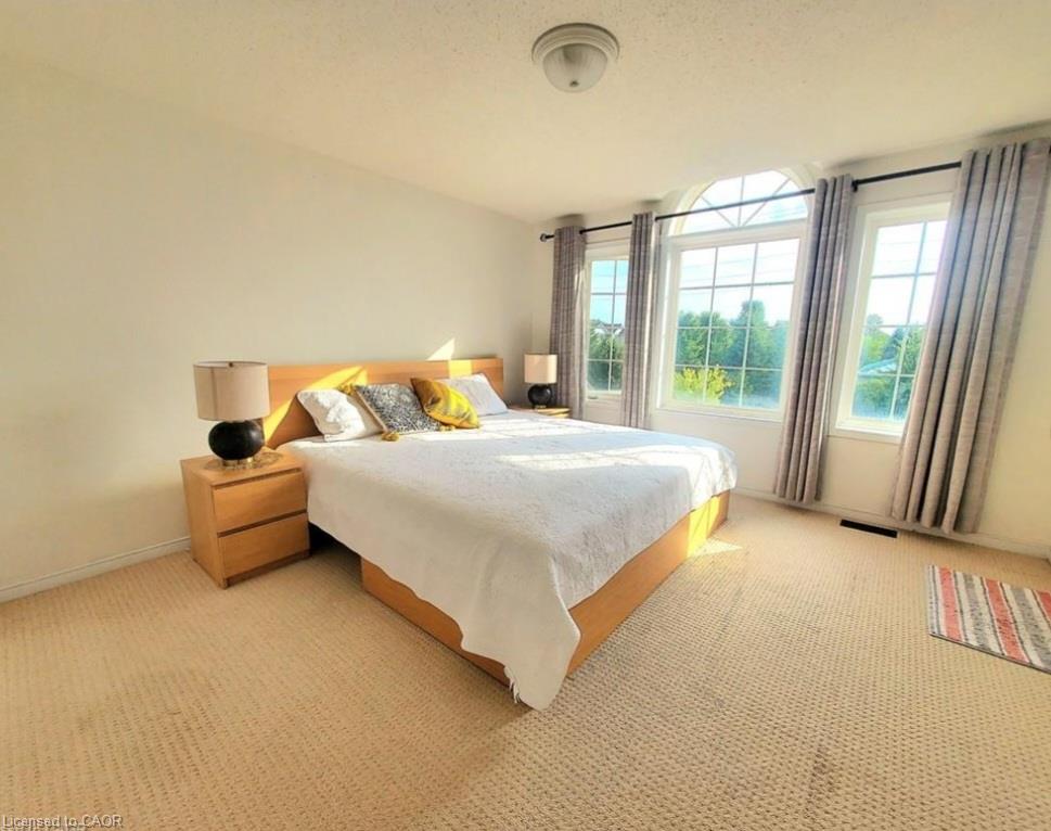 559 Victoria Road Property Photo 12