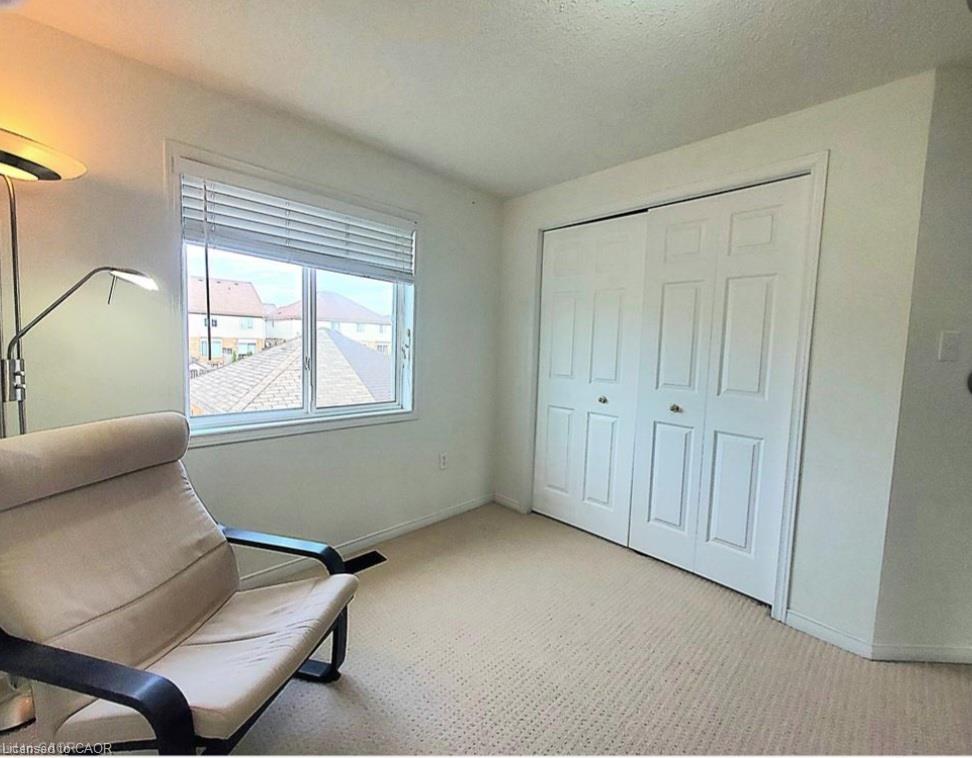 559 Victoria Road Property Photo 14