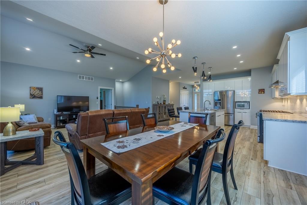 68 Backus Drive Property Photo 4