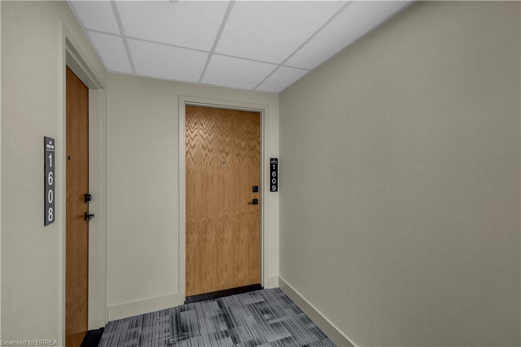 1609-33 Erie Avenue Property Photo 5