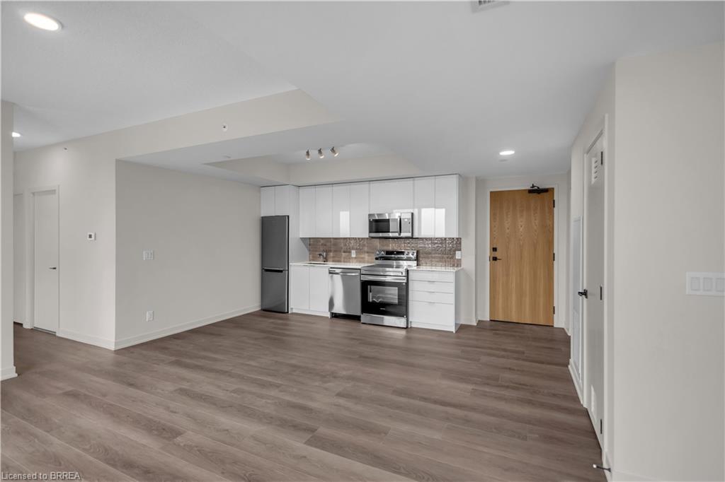1609-33 Erie Avenue Property Photo 10