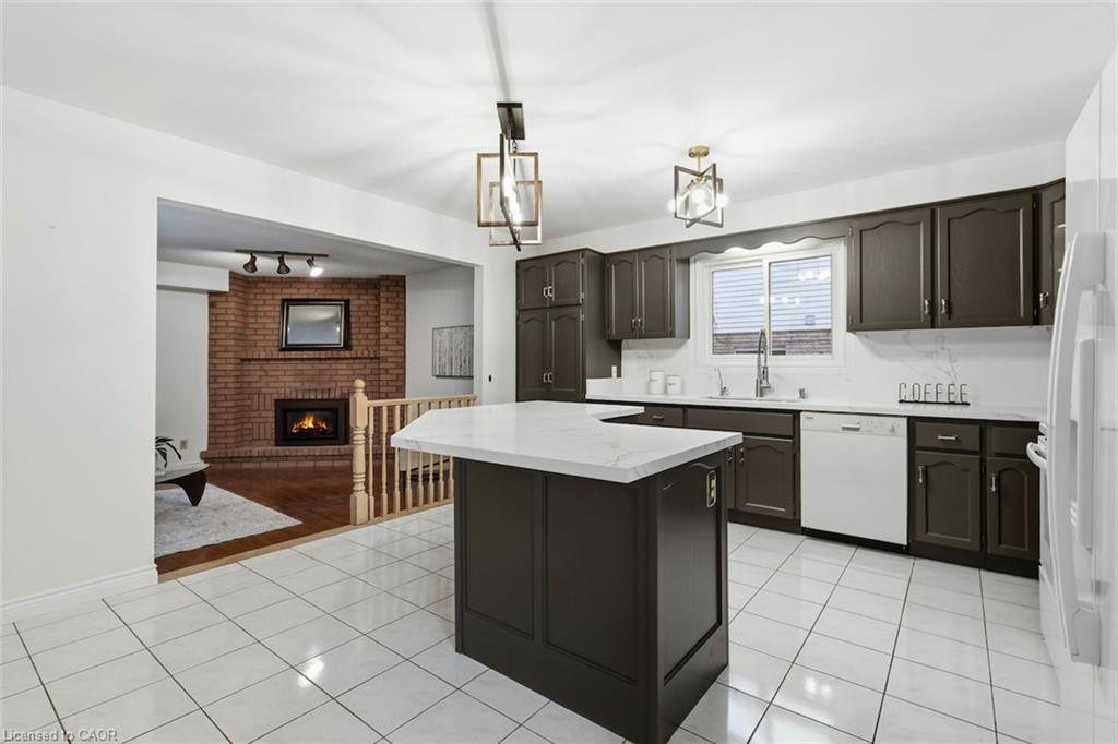 12 Sumner Crescent Property Photo 8