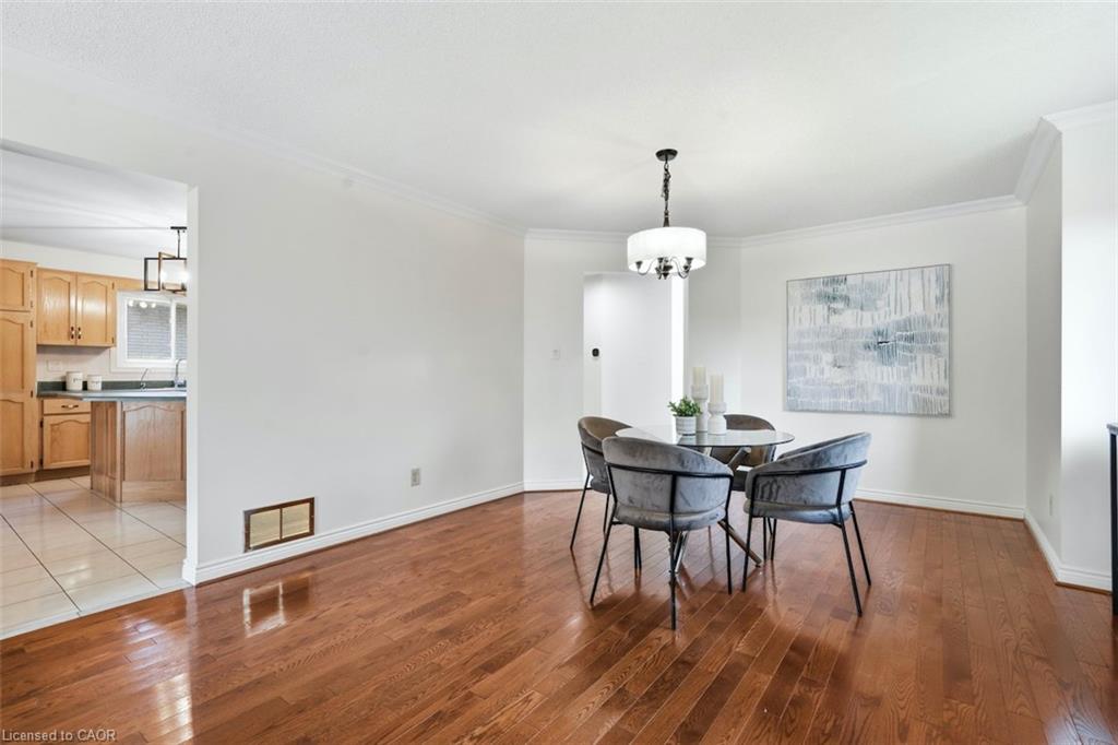12 Sumner Crescent Property Photo 10