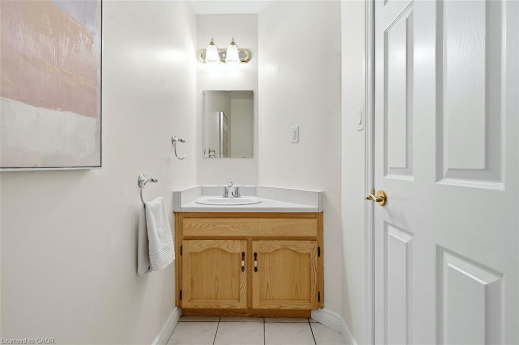 12 Sumner Crescent Property Photo 14
