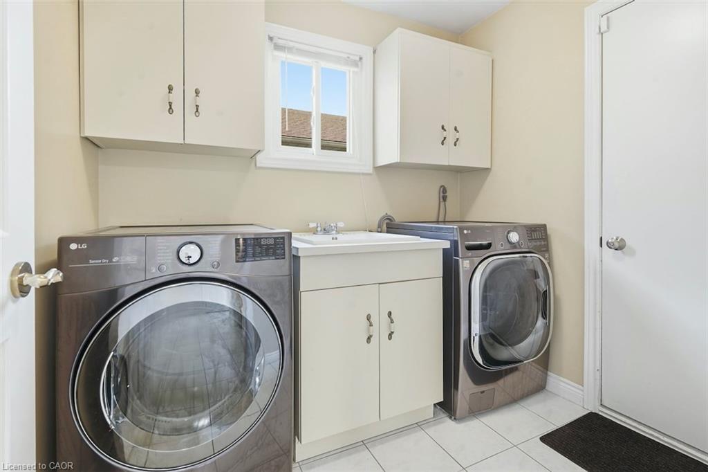 12 Sumner Crescent Property Photo 15