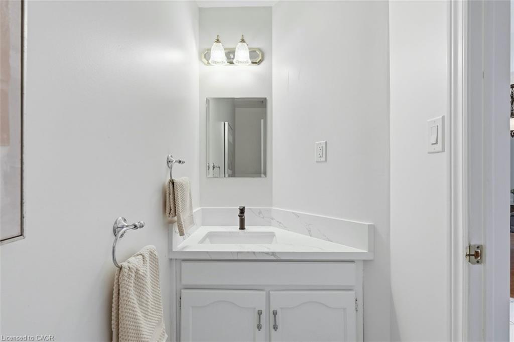 12 Sumner Crescent Property Photo 18