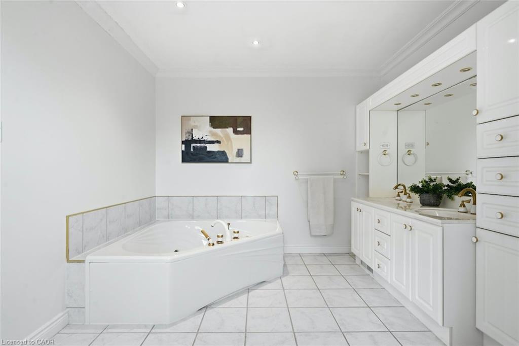 12 Sumner Crescent Property Photo 19