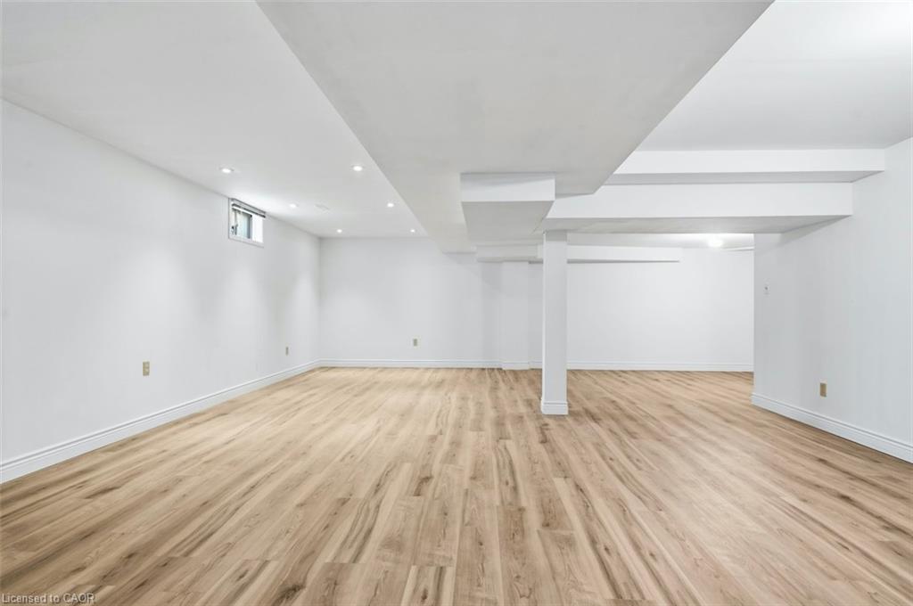 12 Sumner Crescent Property Photo 25