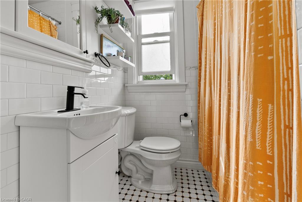 260 Stinson Crescent Property Photo 25