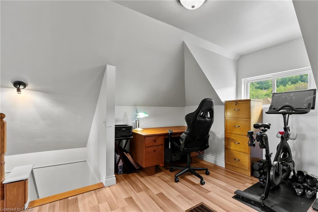 260 Stinson Crescent Property Photo 29