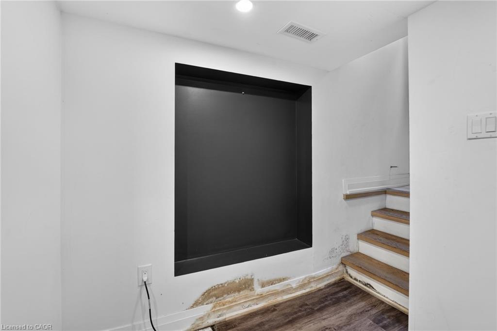 11 Craigmiller Avenue Property Photo 20