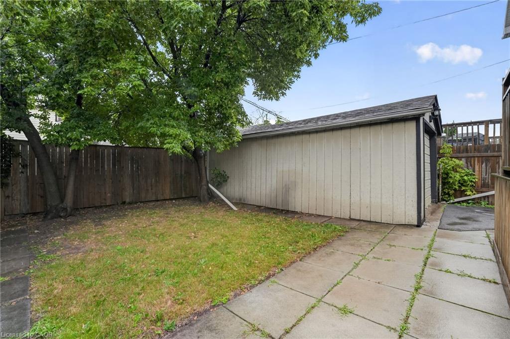 11 Craigmiller Avenue Property Photo 32