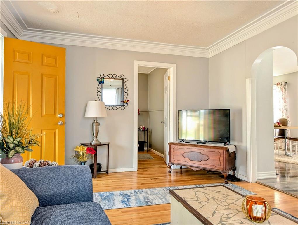 62 Ninth Avenue Property Photo 4