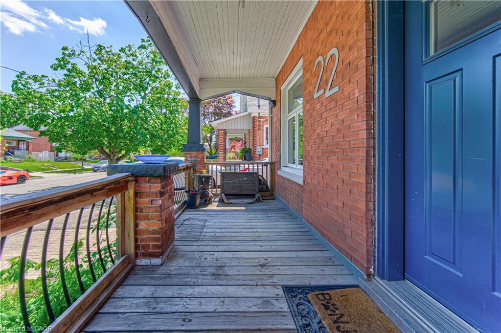 22 Herlan Avenue Property Photo 6