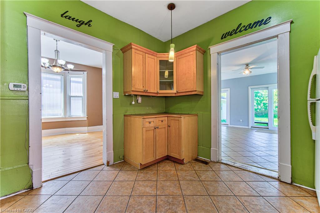 22 Herlan Avenue Property Photo 12