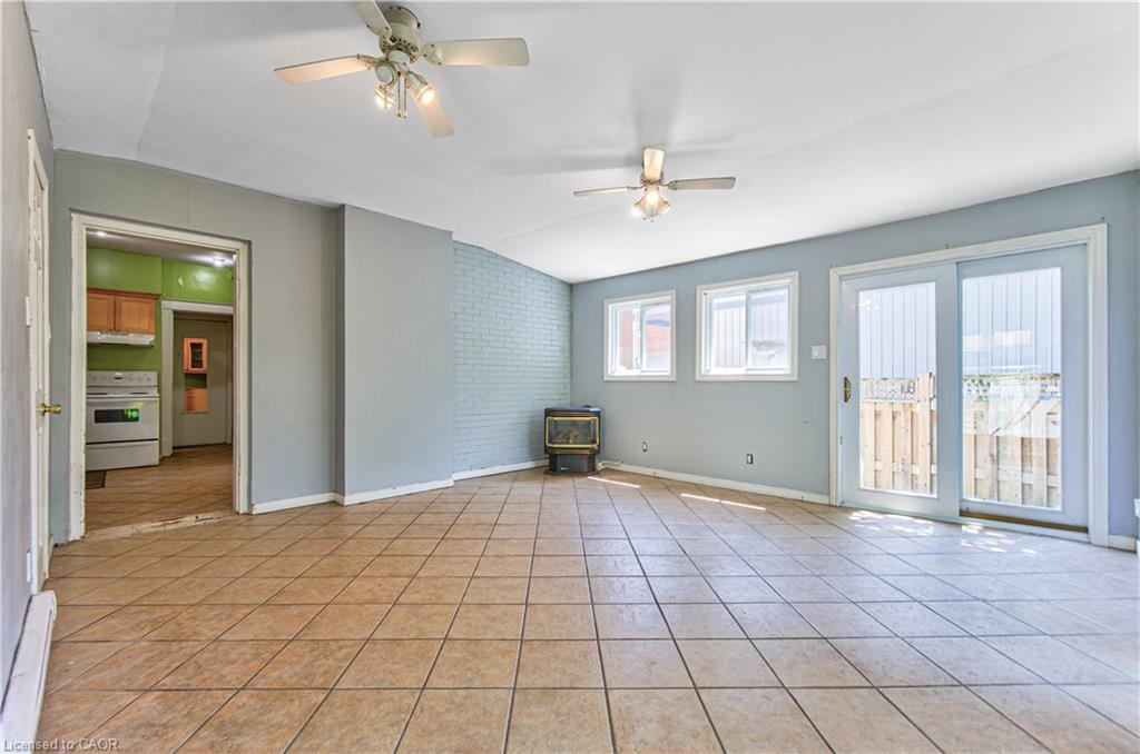 22 Herlan Avenue Property Photo 21