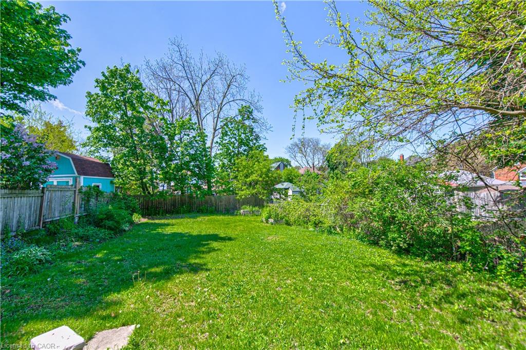 22 Herlan Avenue Property Photo 33