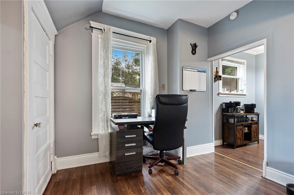 17 Bertha Street Property Photo 8