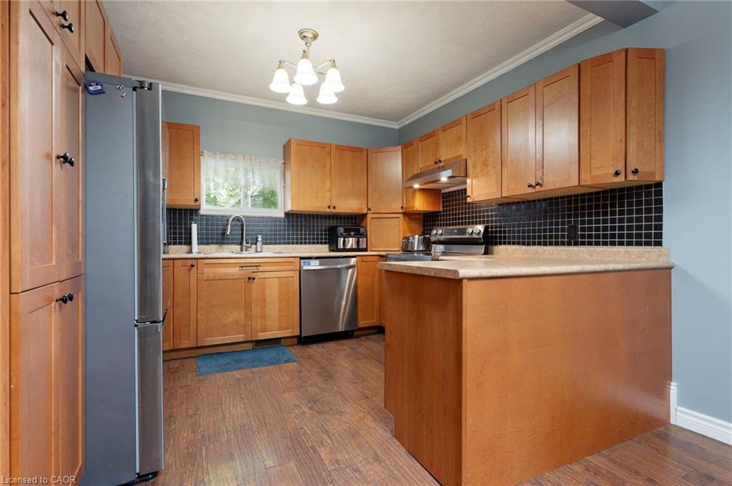 17 Bertha Street Property Photo 9