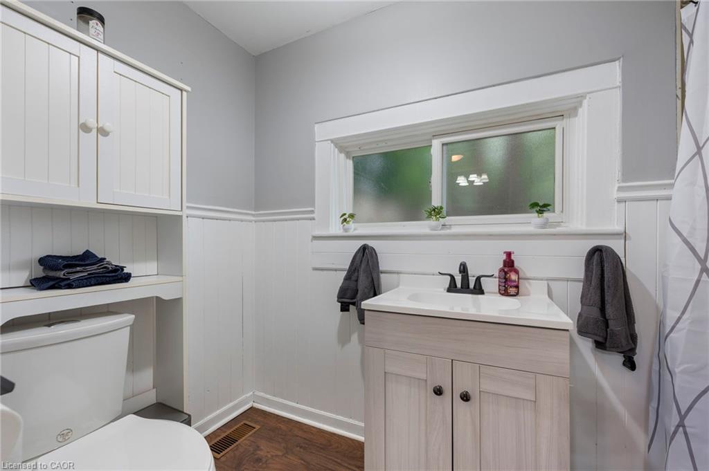 17 Bertha Street Property Photo 13