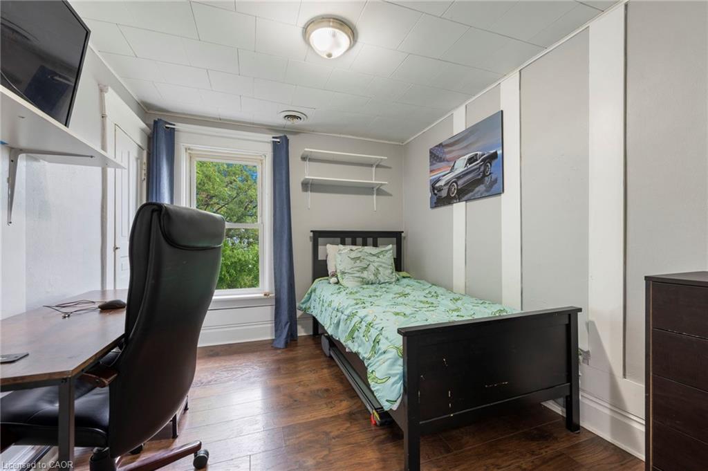 17 Bertha Street Property Photo 16