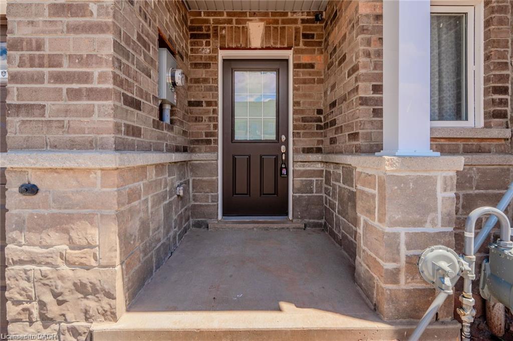 91 Pinot Crescent Property Photo 2