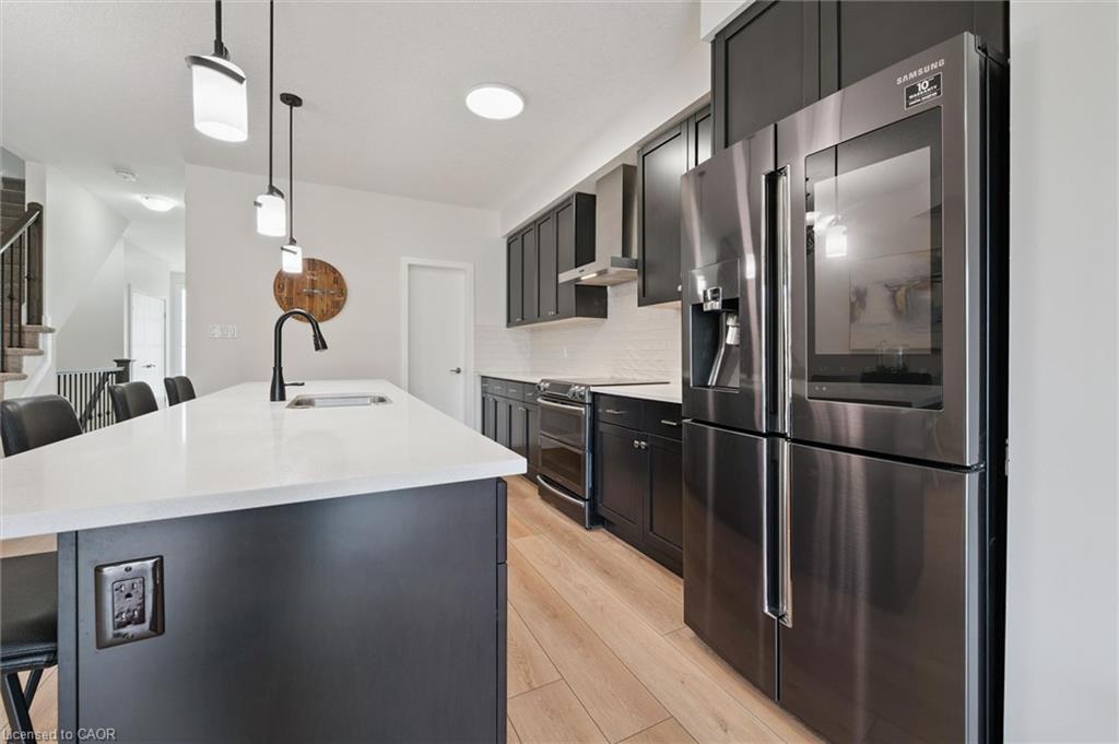 873 Robert Ferrie Drive Property Photo 10