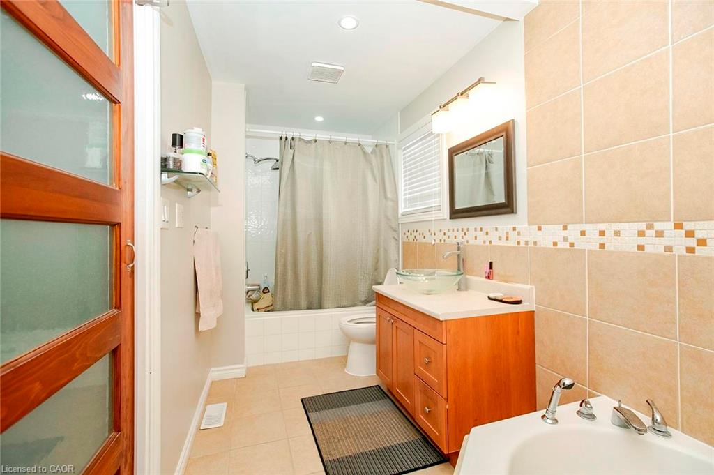 107 Glencliffe Court Property Photo 23