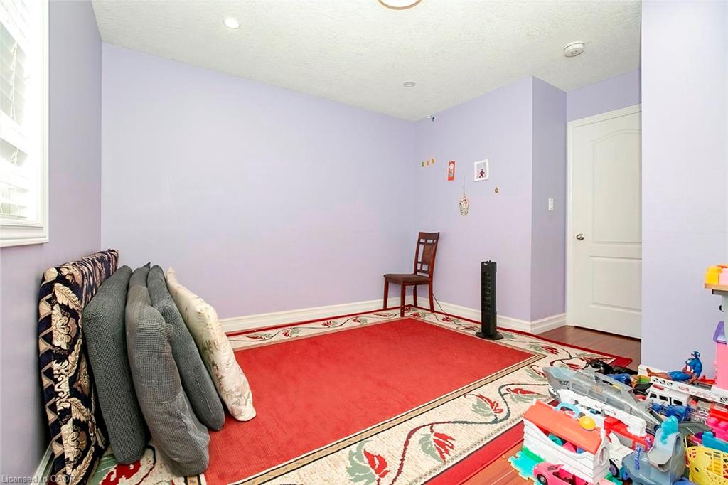 107 Glencliffe Court Property Photo 26