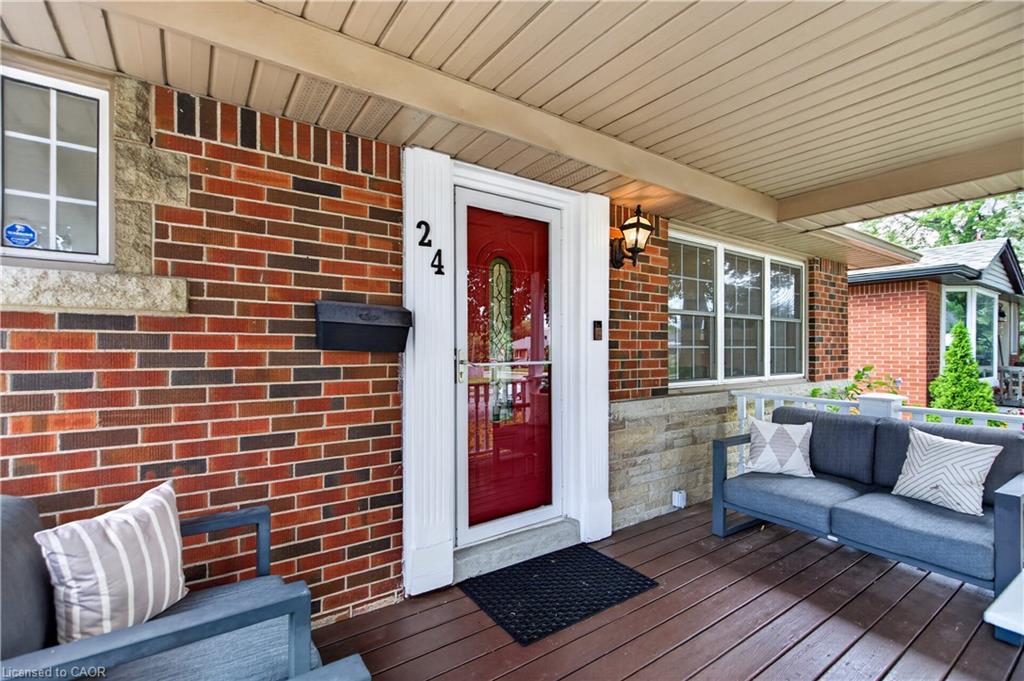 24 Castlefield Drive Property Photo 2