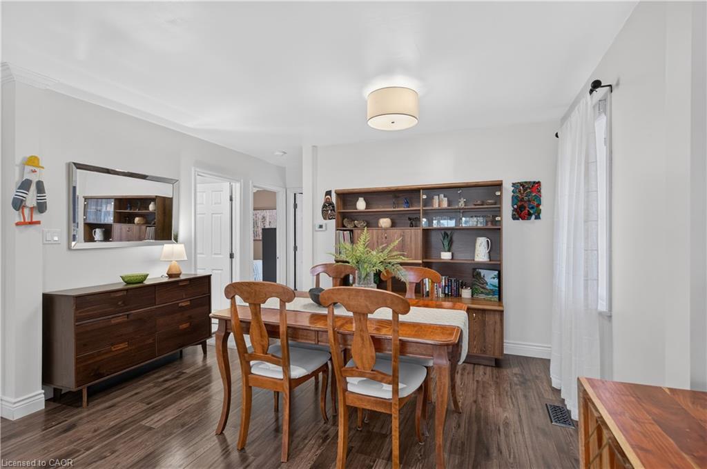 24 Castlefield Drive Property Photo 7
