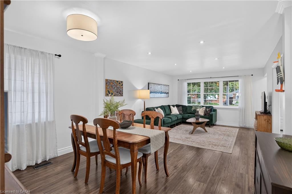 24 Castlefield Drive Property Photo 8