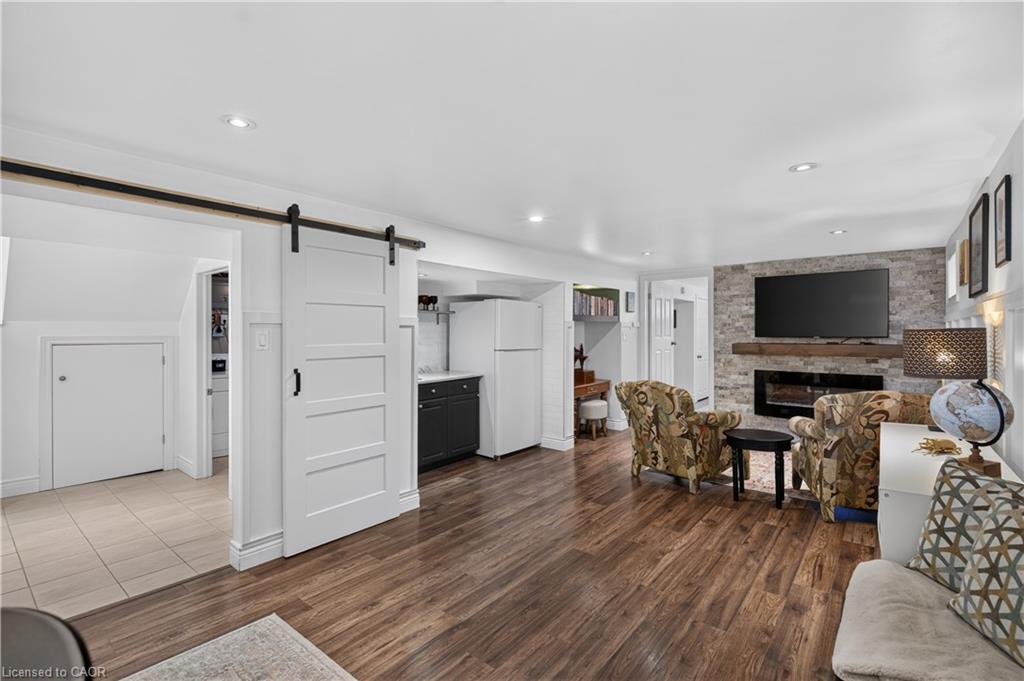 24 Castlefield Drive Property Photo 19